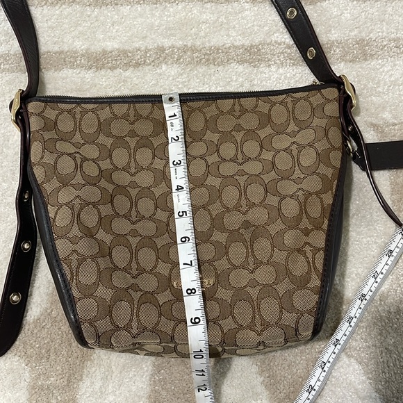 •Coach• Monogram Crossbody - Picture 12 of 15